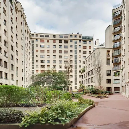 Dauphine - 1 à Auteuil *