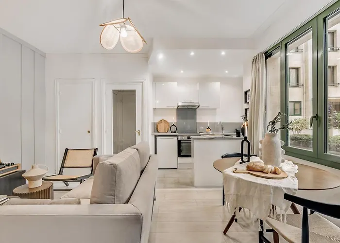 Appartement Dauphine - 1 à Auteuil *