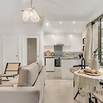 Appartement Dauphine - 1 à Auteuil *
